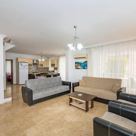 Yasam Park - Luxury 8 Person - Calis 90mt 别墅