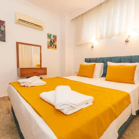 Villa Yasam Park - Luxury 8 Person - Calis 90mt
