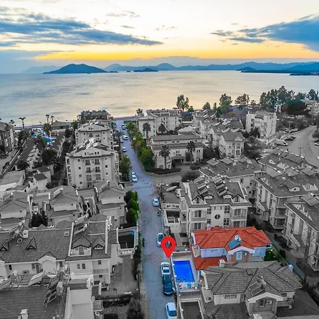 Villa Yasam Park - Luxury 8 Person - Calis 90mt Fethiye