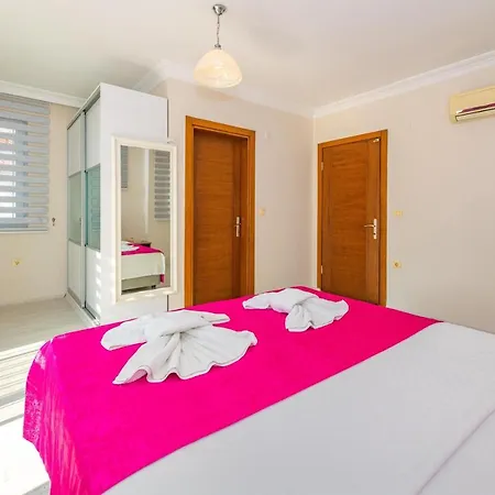 Yasam Park - Luxury 8 Person - Calis 90mt 别墅