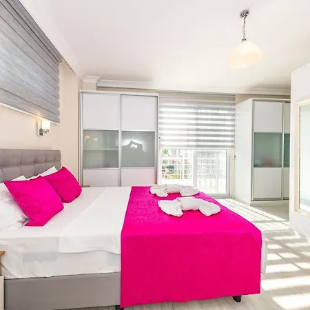 Vila Yasam Park - Luxury 8 Person - Calis 90mt