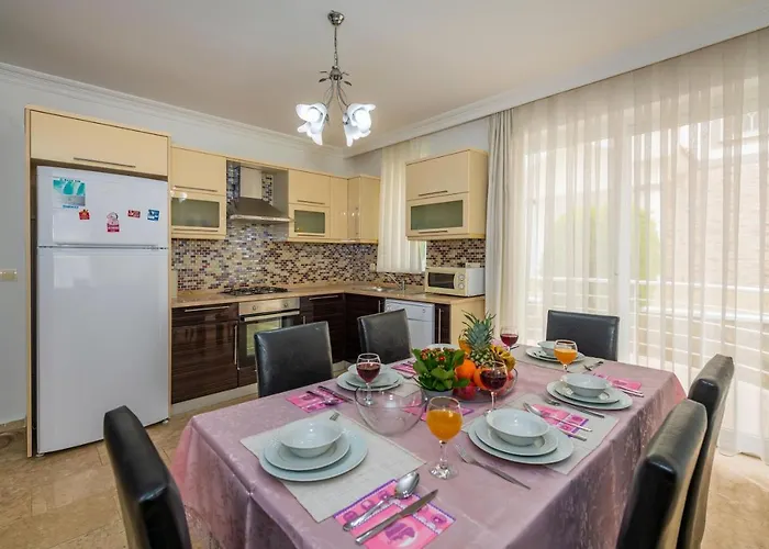 Yasam Park - Luxury 8 Person - Calis 90mt *