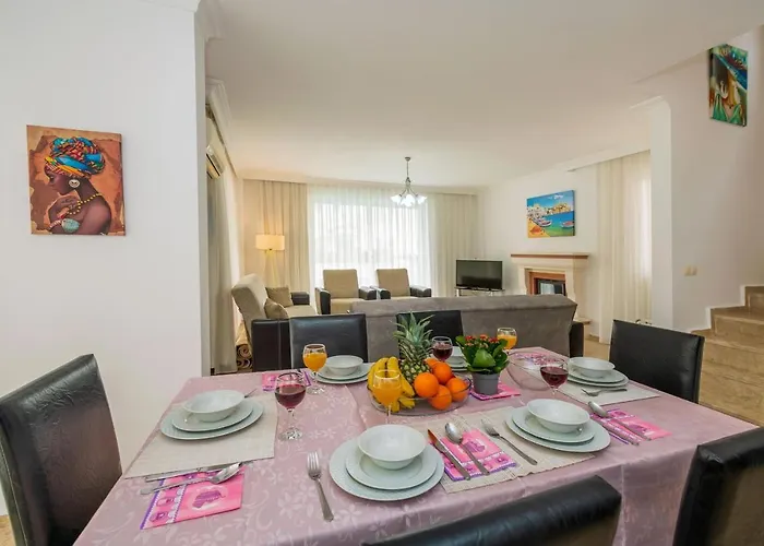 Yasam Park - Luxury 8 Person - Calis 90mt Villa Fethiye