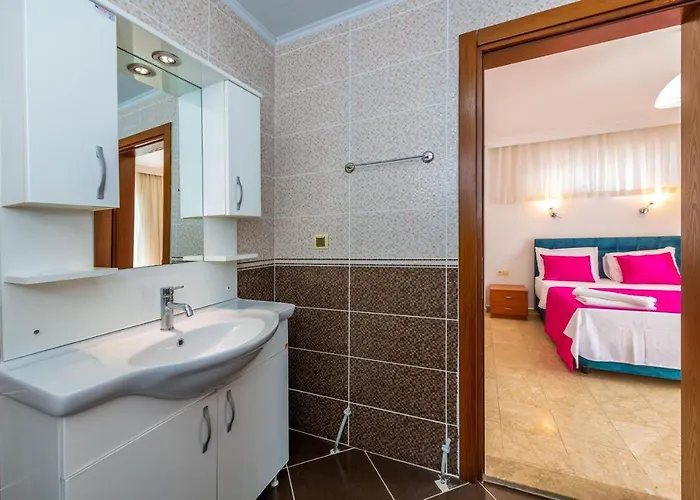 Yasam Park - Luxury 8 Person - Calis 90mt * フェティエ