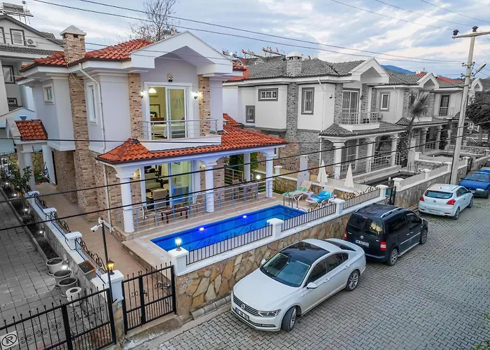 Yasam Park - Luxury 8 Person - Calis 90mt * フェティエ